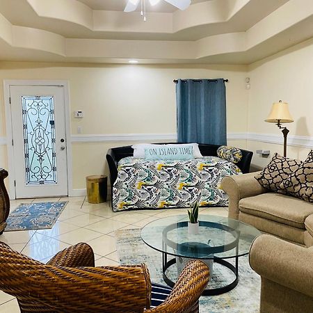Brownsville Comfort 2 Bedroom 1 Bath , Spacious Kitchen And Outdoor Home Eksteriør billede