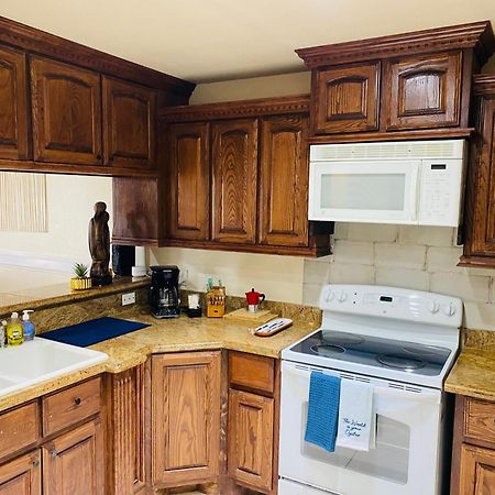 Brownsville Comfort 2 Bedroom 1 Bath , Spacious Kitchen And Outdoor Home Eksteriør billede