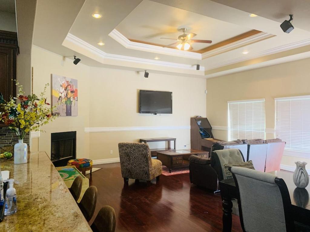 Brownsville Comfort 2 Bedroom 1 Bath , Spacious Kitchen And Outdoor Home Eksteriør billede