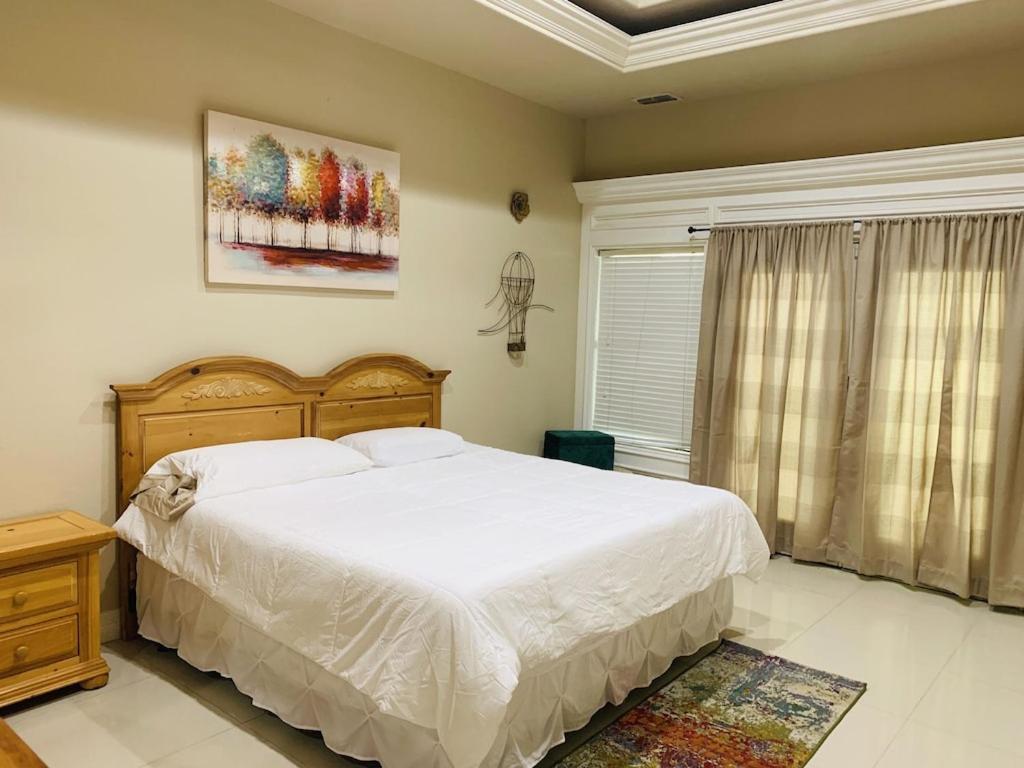 Brownsville Comfort 2 Bedroom 1 Bath , Spacious Kitchen And Outdoor Home Eksteriør billede