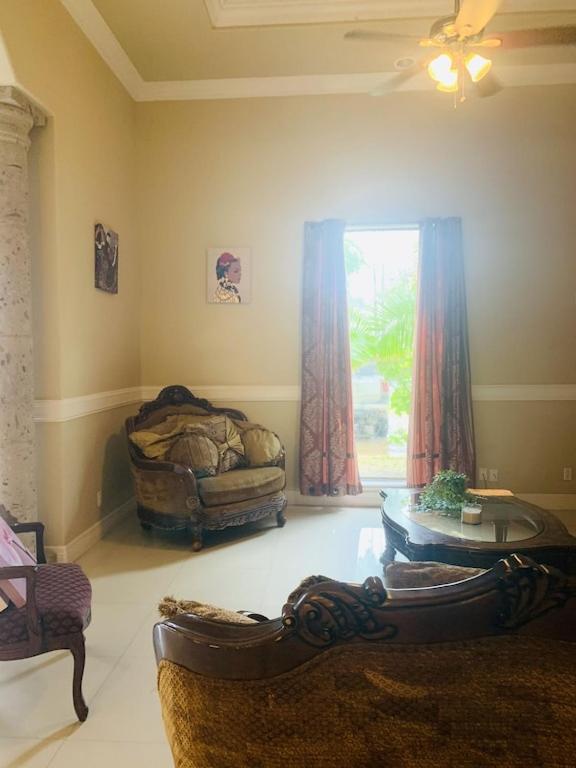 Brownsville Comfort 2 Bedroom 1 Bath , Spacious Kitchen And Outdoor Home Eksteriør billede