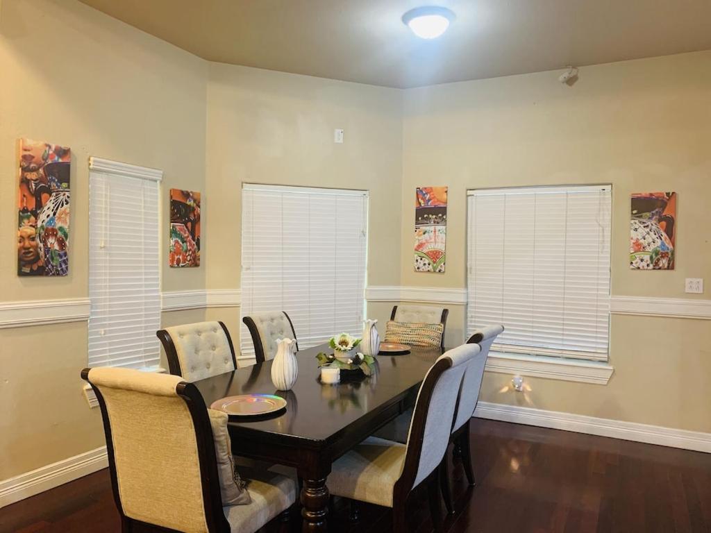 Brownsville Comfort 2 Bedroom 1 Bath , Spacious Kitchen And Outdoor Home Eksteriør billede