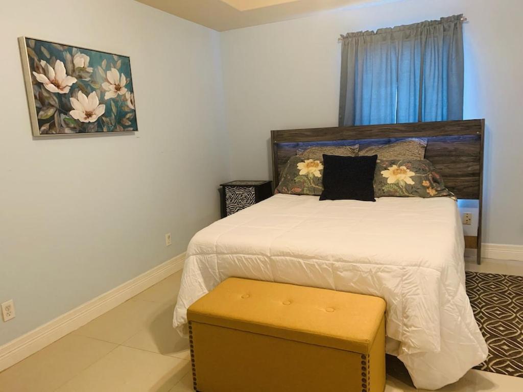 Brownsville Comfort 2 Bedroom 1 Bath , Spacious Kitchen And Outdoor Home Eksteriør billede
