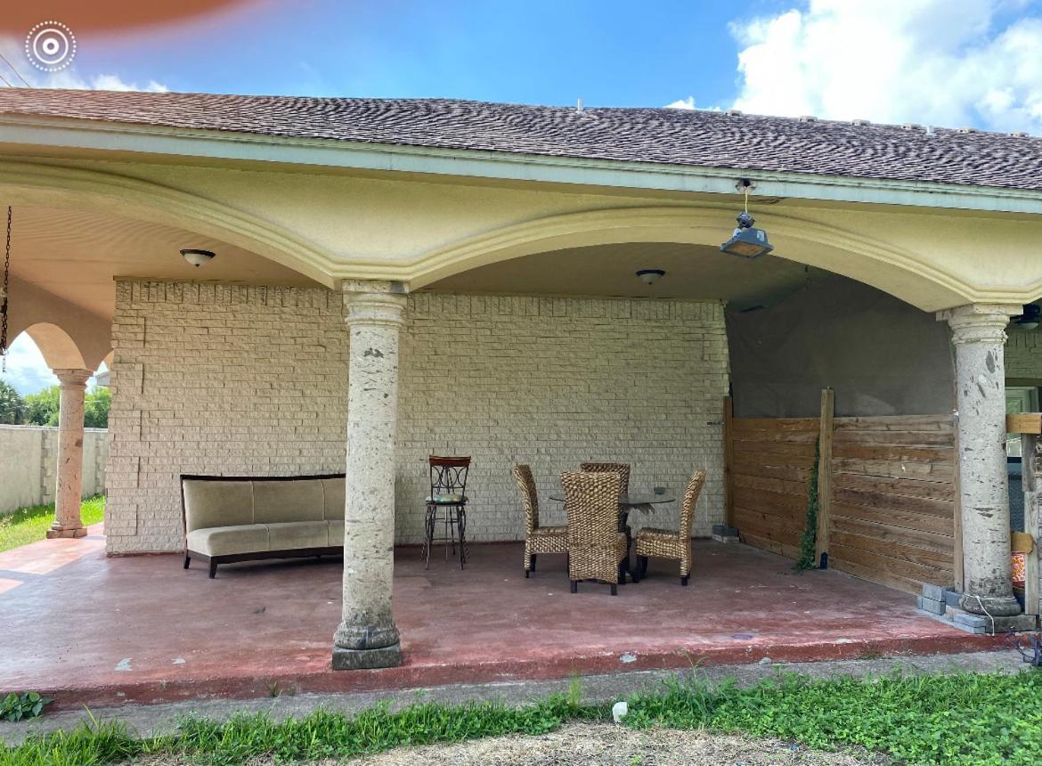 Brownsville Comfort 2 Bedroom 1 Bath , Spacious Kitchen And Outdoor Home Eksteriør billede