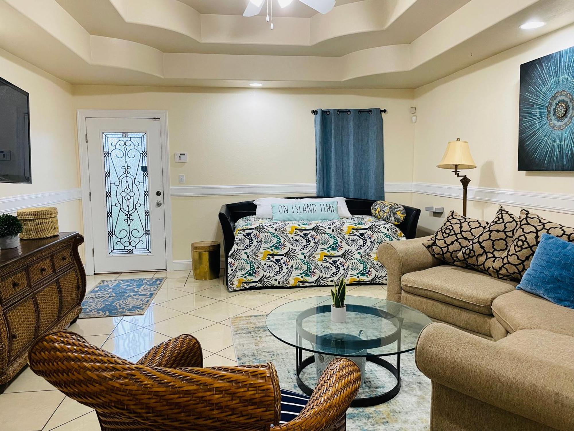 Brownsville Comfort 2 Bedroom 1 Bath , Spacious Kitchen And Outdoor Home Eksteriør billede